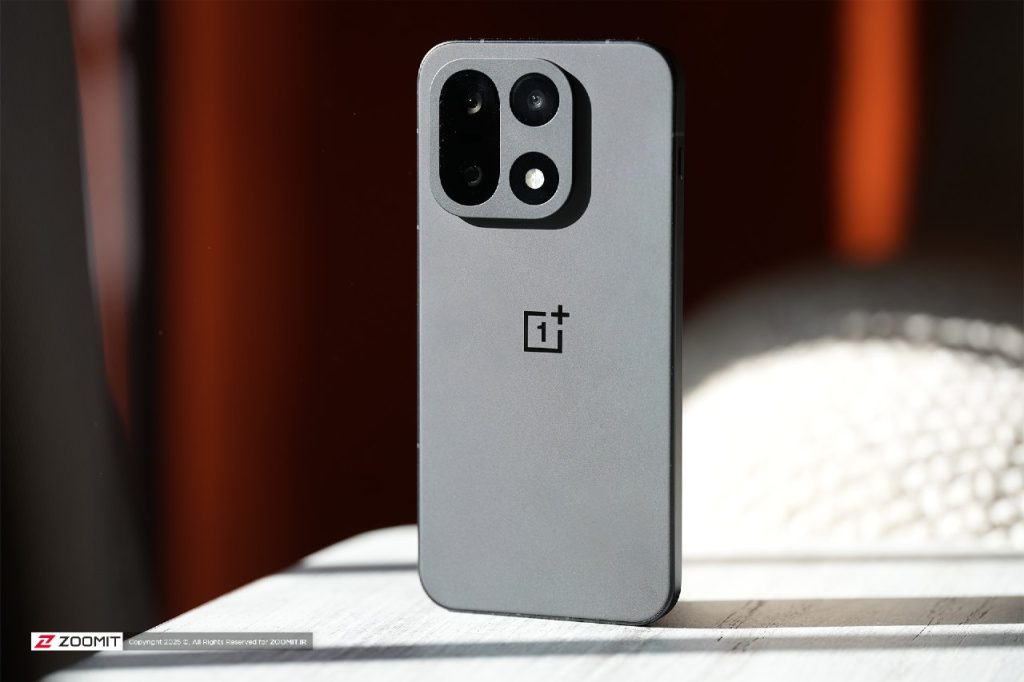 گوشی وان‌پلاس ۱۵ در تست شارژدهی زومیت، شیائومی و سامسونگ را غافل‌گیر کرد