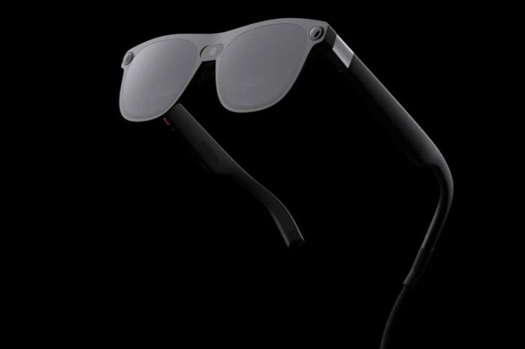 اولین عینک هوشمند گوگل چه زمانی عرضه می‌شود؟